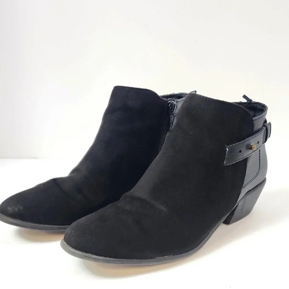 Old Navy Black Ankle Boots Side Zip Buckle Round Toe Size 9